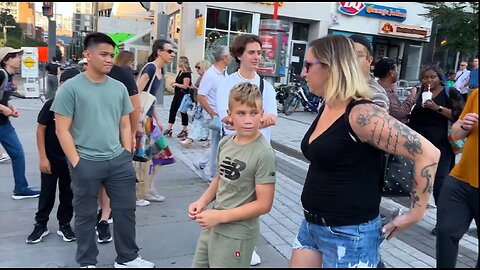 Child With Autism Is About to Sing for the First Time