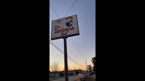 Hidden Gem of Fayetteville, NC (The Barbecue Hut) 🐖🐓