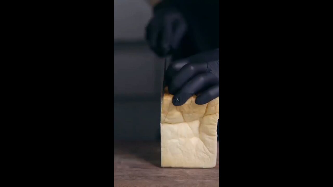 WHEN UNWANTED GHESTS CAME AND ASKED U TO TREAT THEM TO SOMETHING NICE😂😂😂