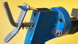 Una brillante idea con un aplicador de silicona en desuso