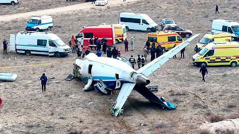 Footage from the crash site of plane - rescuers try to save passengers