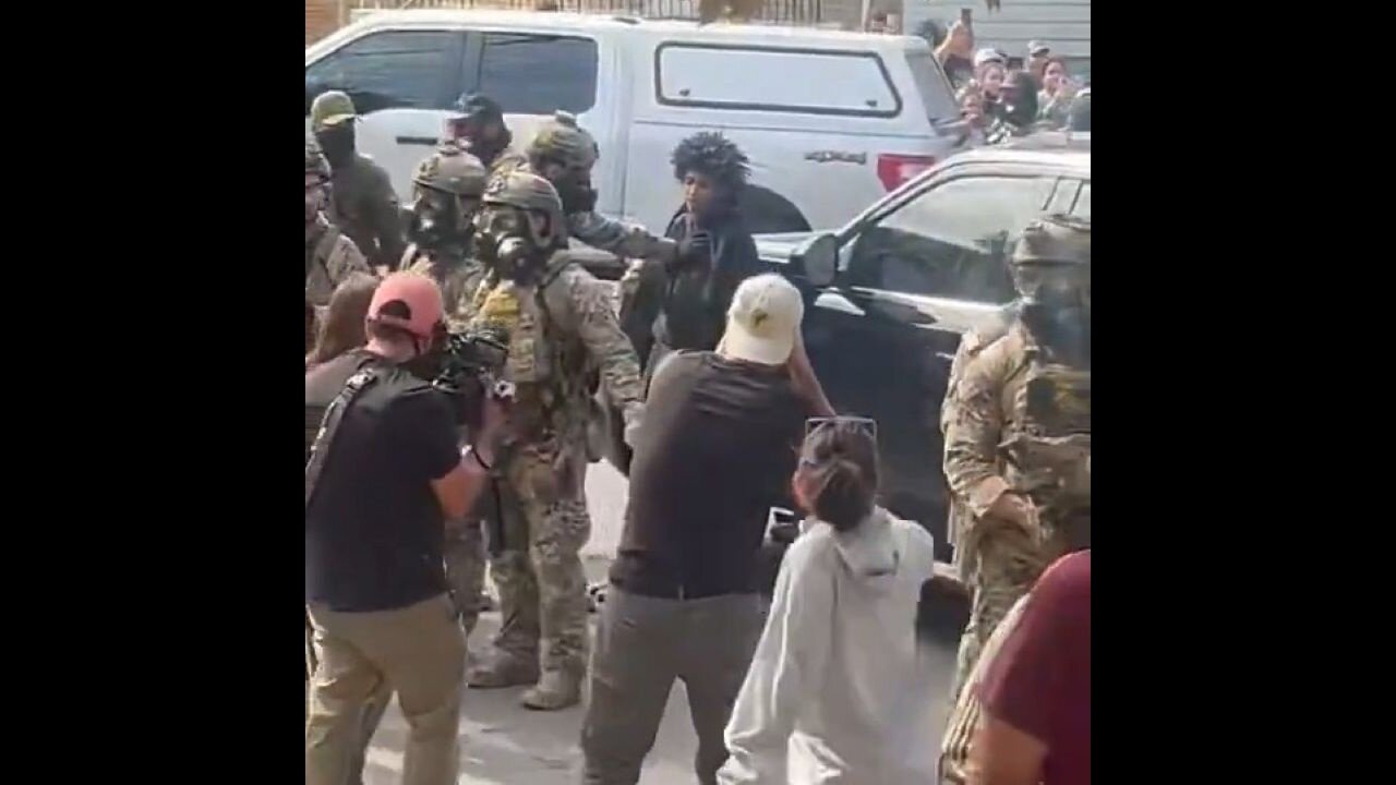 More Video Of Terrorists In Southeast Chicago Getting Tear Gassed & Dealt With By DHS Federal Agents