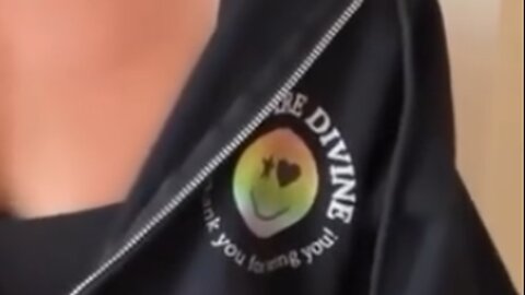 ANDREW CUOMO'S CONFUSED LGBTQ DAUGHTER WHO WORSHIPS HER OWN DIVINITY DISCUSSES HER SUICIDAL TENDENCIES SINCE THE AGE OF 8 "SUICIDAL DIVINITY!?"