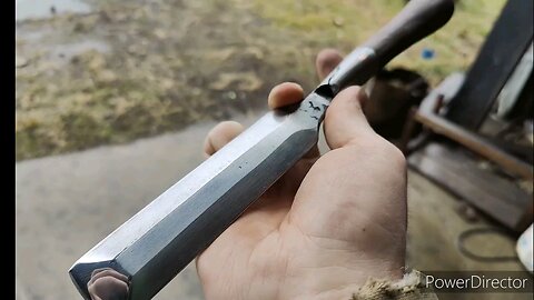 forging a flat chisel