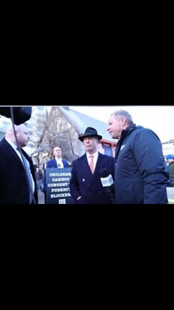 Nigel Farage ‘apologises’ to Tommy Robinson and promises Reform Party is NOT Tory light