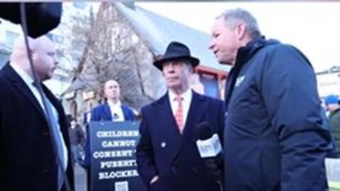 Nigel Farage ‘apologises’ to Tommy Robinson and promises Reform Party is NOT Tory light