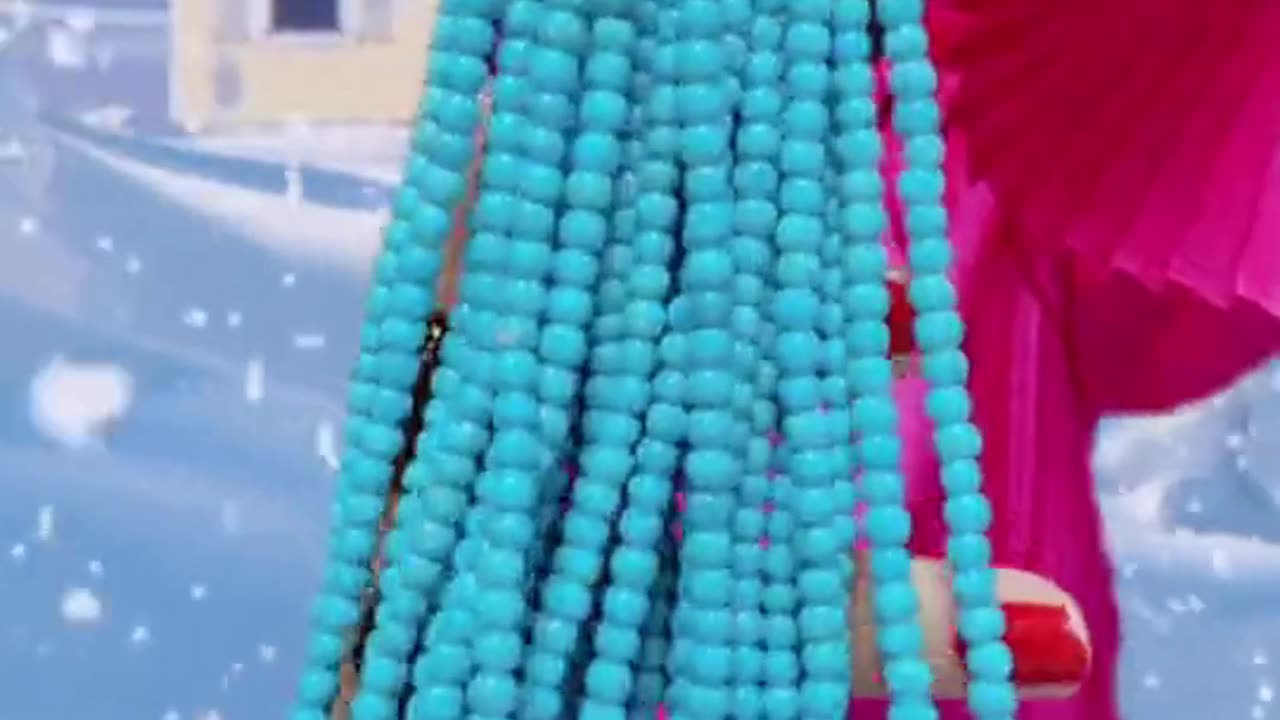 250303-4 This string of natural raw - ore turquoise beads is round