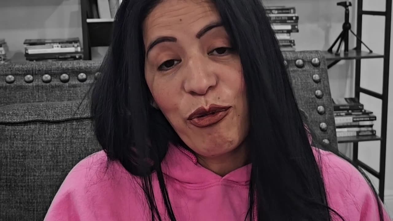 ✨El que confía en Dios no camina con miedo ni tristeza 🙌💫