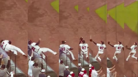 Prototype 514: Atlanta Braves Austin Riley makes foul ball catch, hits tarp: 2022 NLDS Game 2