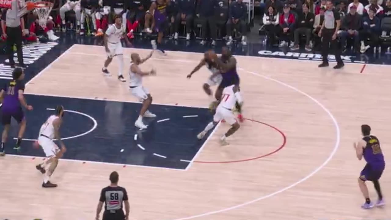 NBA - LEBRON LOOK-AWAY LOB TO HAYES!