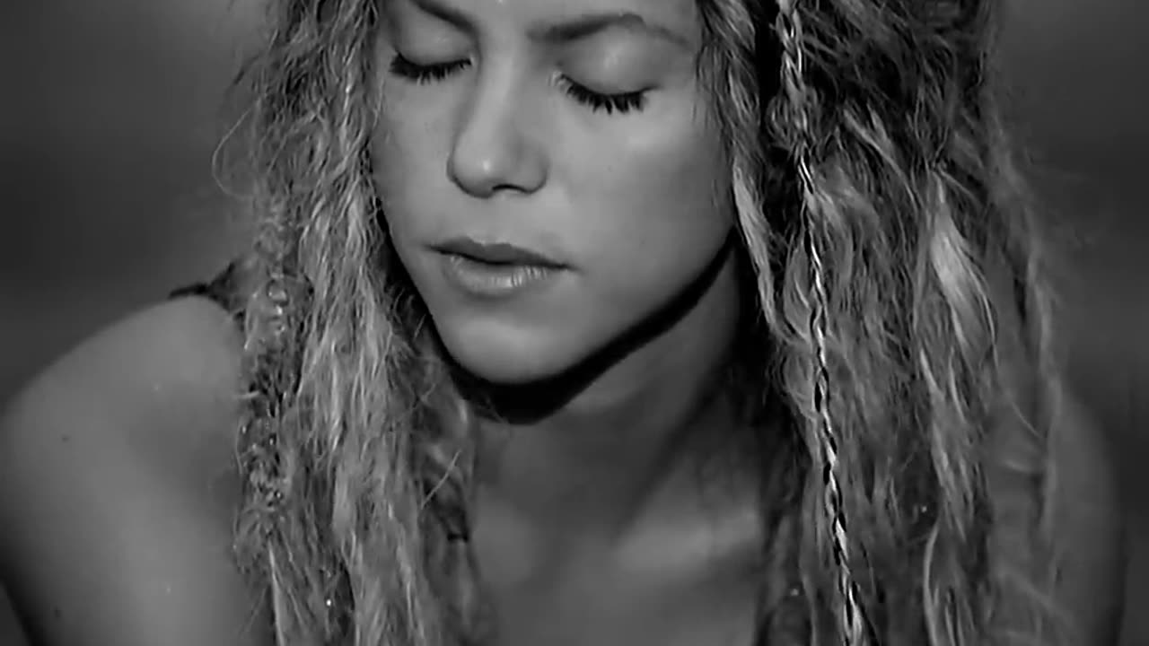 Shakira - No (Official HD Video)