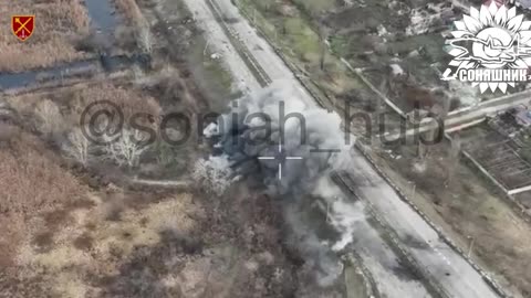 Ukrainians Send AASM-250 Guided Bombs into Russian Staging Area Near Oleshky