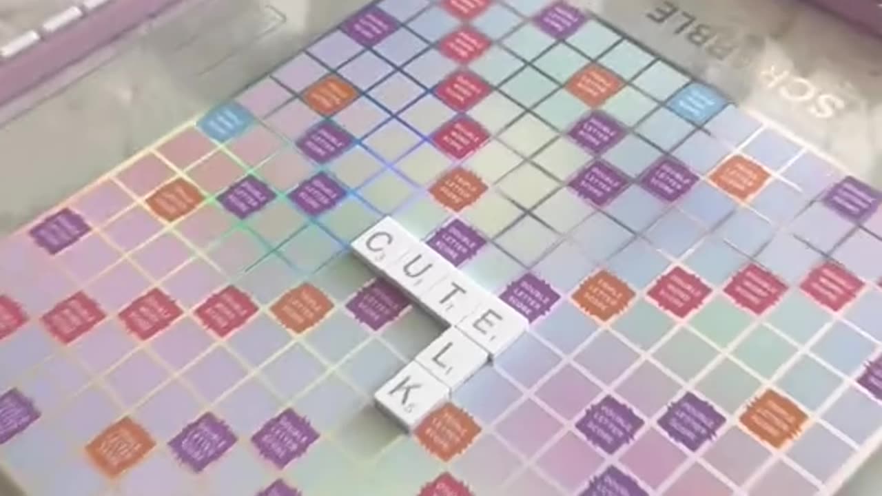 Scrabble Aura Edition Review | Iridescent Rotating Glass Board Game by WS Game Company ✨