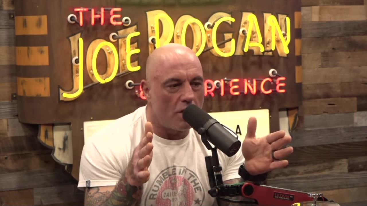 Joe Rogan THANKS Elon Musk #X #foundermode #jre