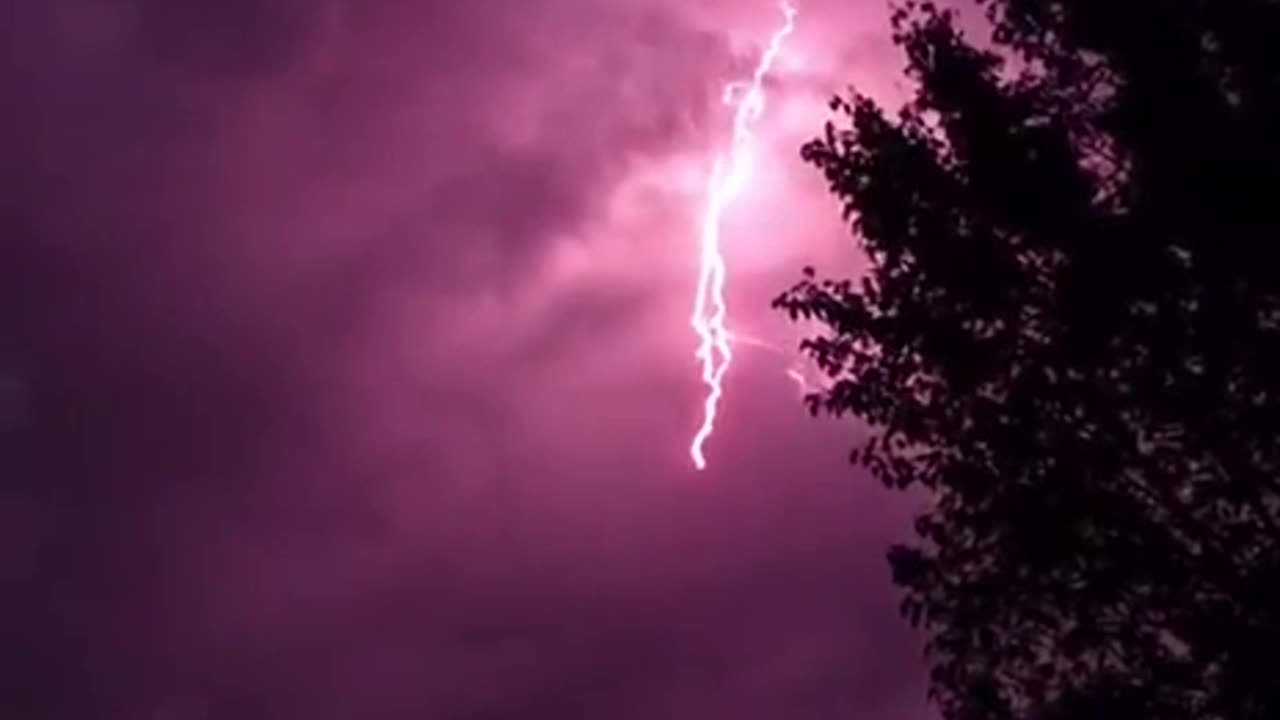 👽WHAT'S HAPPENING IN 🇺🇲VERMONT