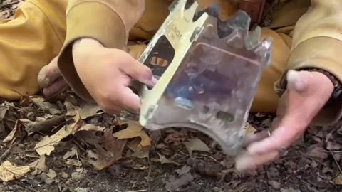 🔥 Bushcraft Day in the Forest — Shelter, Fire & Coffee 🌲