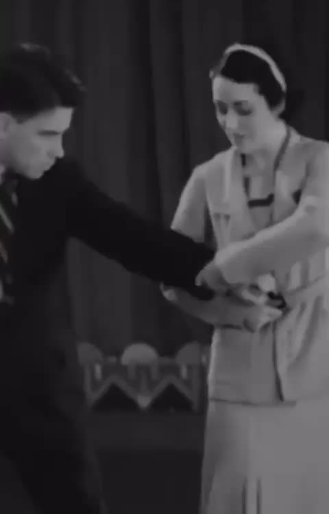 1930 FEMALE SELF-DEFENSE