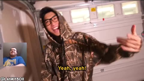 Reacting To Shawn Mendes With Zero Budget! (Stitches Parody)