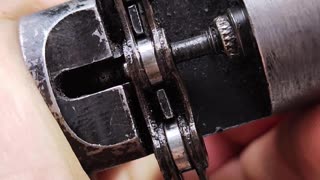 How to remove a bicycle chain and remove two chain links