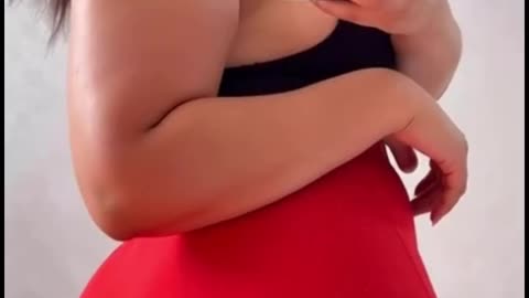 Beautiful curvy girl 😍