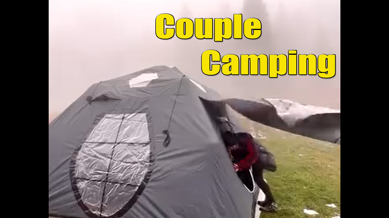 Couple Camping ⛺