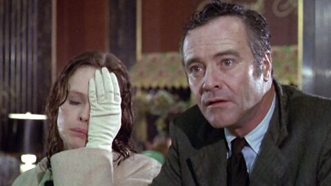 The Out-of-Towners-Jack Lemmon, Sandy Dennis-1970 IMDb 7/10