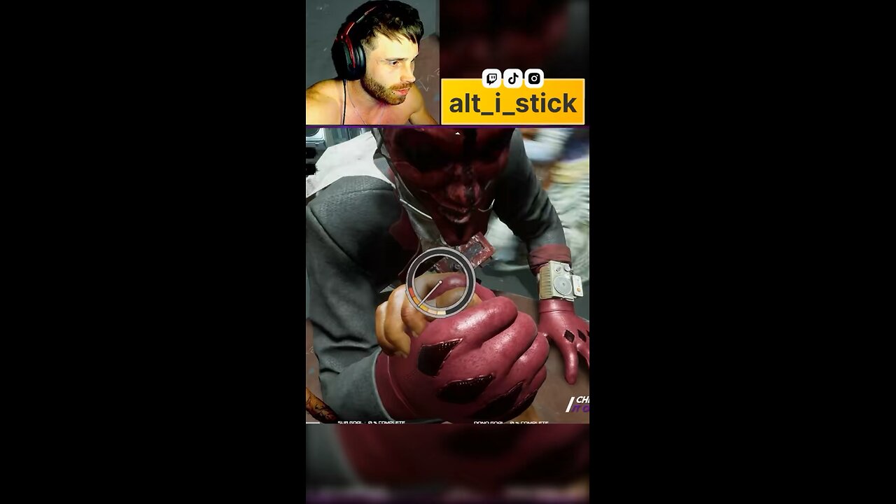 POV: The craziest arm wrestle on Outlast Trials — can I actually win this? 💀💪