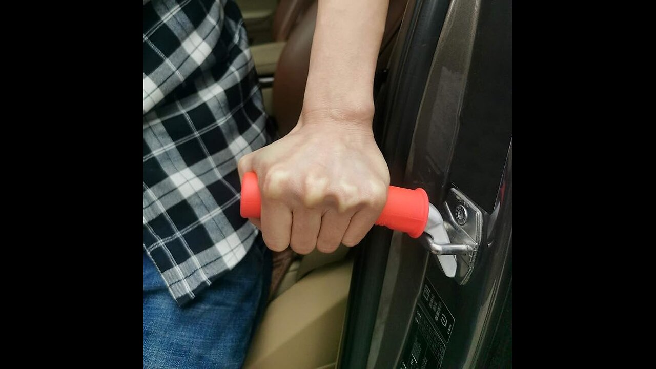 "This $7 Gadget Makes Getting Out of the Car Effortless! 🚗💪 #MustHave"