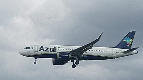 Airbus A320NEO PR-YRX coming from Campinas to Manaus