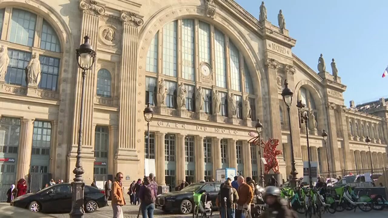Unexploded WWII bomb in Paris halts Eurostar travel to London and trains to North France