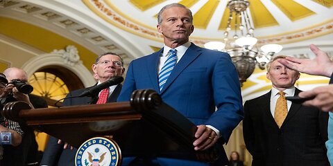 Thune Talks Shutdown Fix With Trump Before Wed. Vote