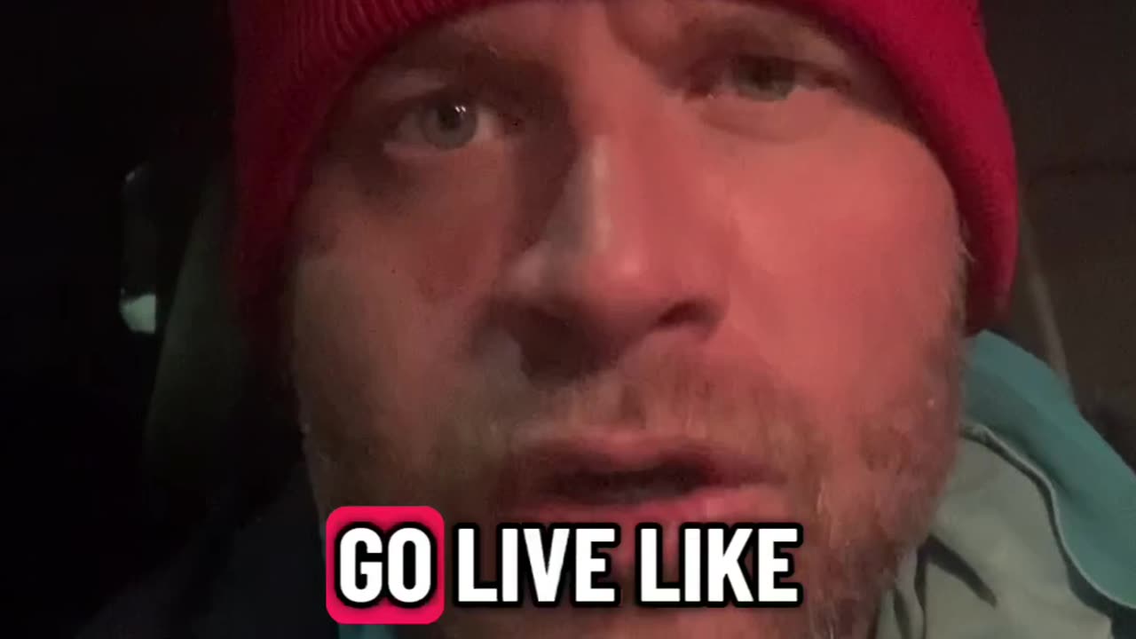 Your 👀 open this morning? 👑