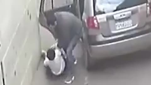 Pequeño héroe salva a su sobrino de ser secuestrado