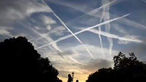 Crime environnemental , Chemtails+Aluminium=Alzheimer