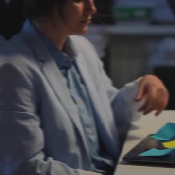 STOP Ignoring the Warning Signs of Financial Ruin