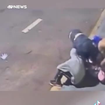 Idoso został zaatakowany przez mordercę podczas napadu namg