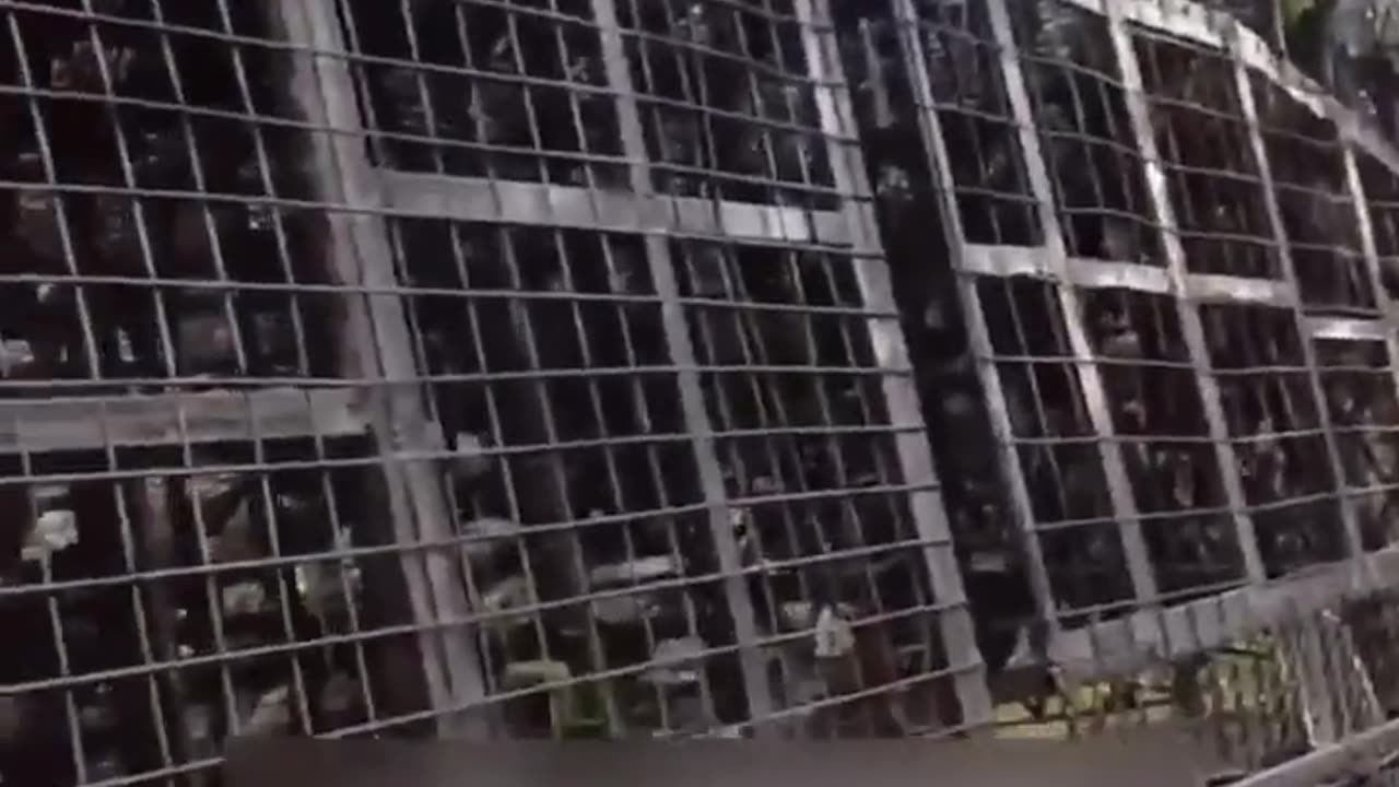 🔩💥 Ukraine Russia War | Close-up View of Russian BMP Hedgehog Armor | RCF