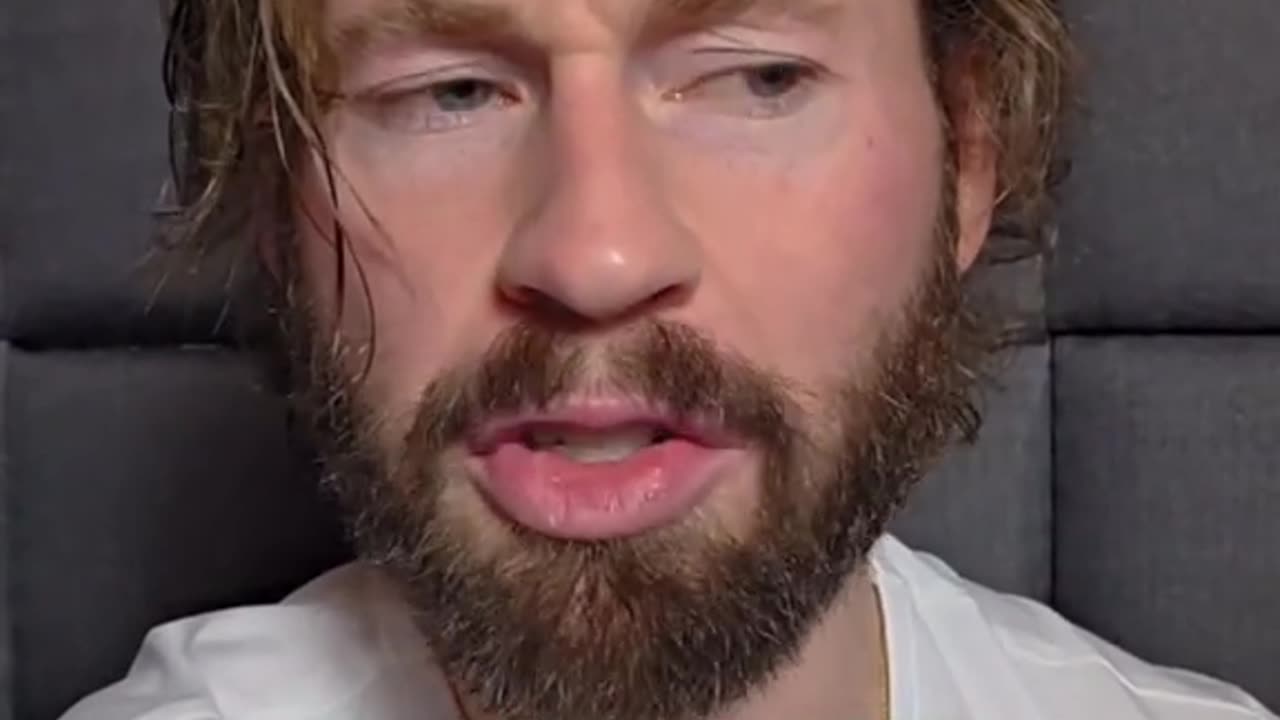 American “Right wing” caught sharing fake propaganda