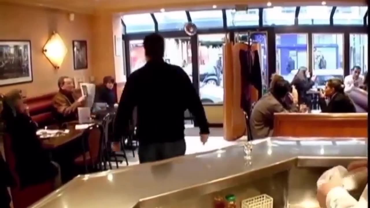 😂 Bartender's Move is GOLD! | FunFM