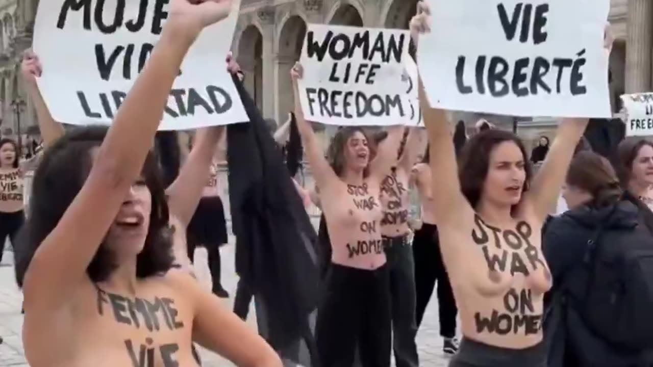 Protest in Paris. Idk what theyre saying but I see some booobays