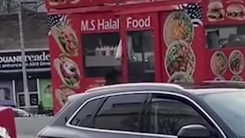 New York City Halal food vendor caught catching LIVE PIGEONS and bringing