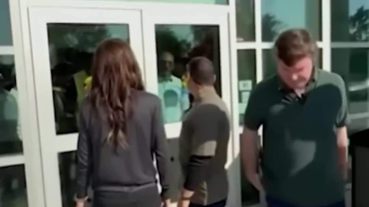 Jon Stewart Lies To America In Support Of Terrorists And Illegals