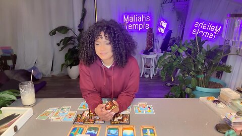 Maliah's Temple Tarot for Sagittarius End of Jan 2025 : Just start! You were meant to shine ✨💕