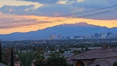 Did you SEE tonight's Las Vegas sunset? Check THIS out! 09.29.2025 #follow #lasvegas #gaming #travel