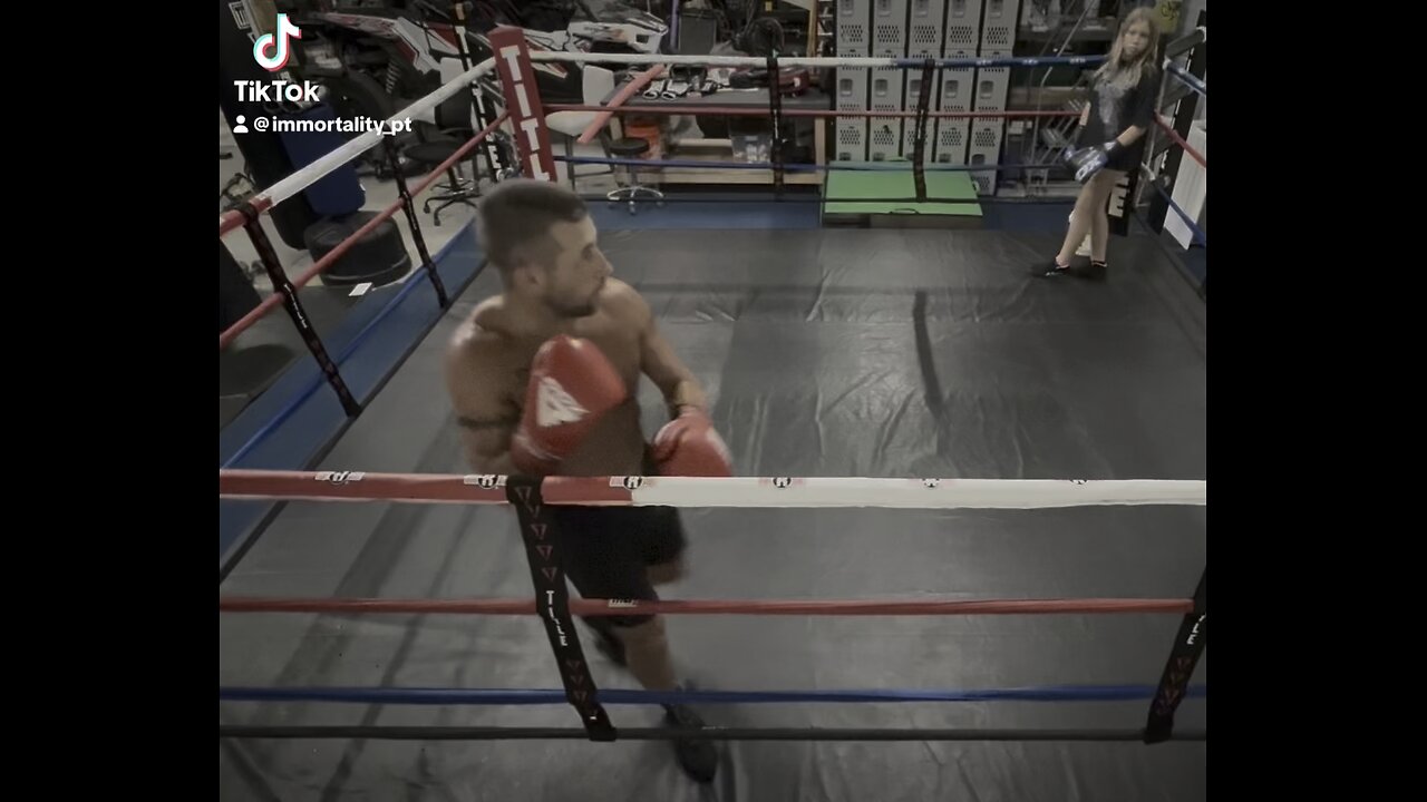Bam Bam VS Bang Bang