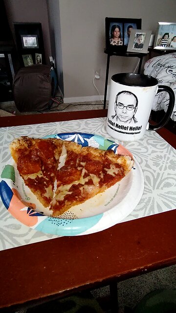 Meal, Happy's Pizza, Cherry Hill Rd, Dbn Hgts, MI, 1/21/26