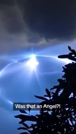 😱🛸 Ange ou OVNI 👼✨ UAP filmé en direct Aliens, anges ou autre chose 👽