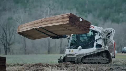 Is it cheaper to build a fence or buy a fence?