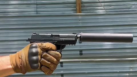 H&K P30 9mm #国外合法拍摄国内请勿模仿 #武器科普 #实弹射击 #男人减速带 #靶场射击