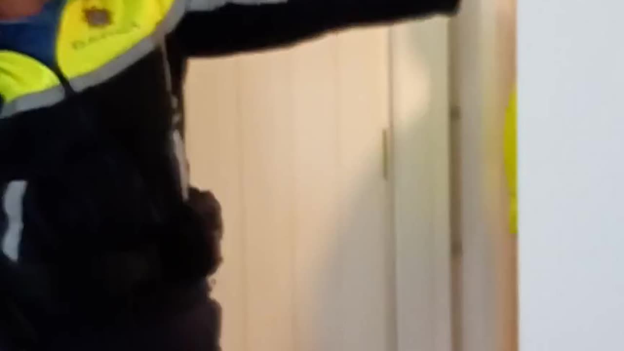 Puzzling! HARASSMENT & INTIMIDATION by Airbnb Hosts and Gardai of Bunclody/ Enniscorthy